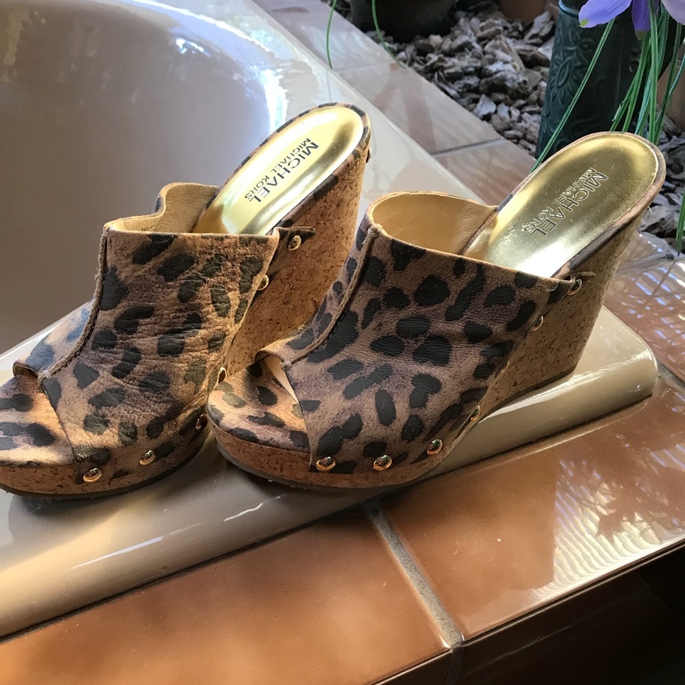 Michael Kors size 8